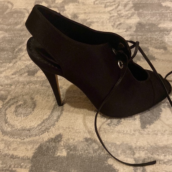 Vintage Manolo Blahnik Party heels - Picture 2 of 2